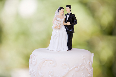 bride and groom wedding cake topper